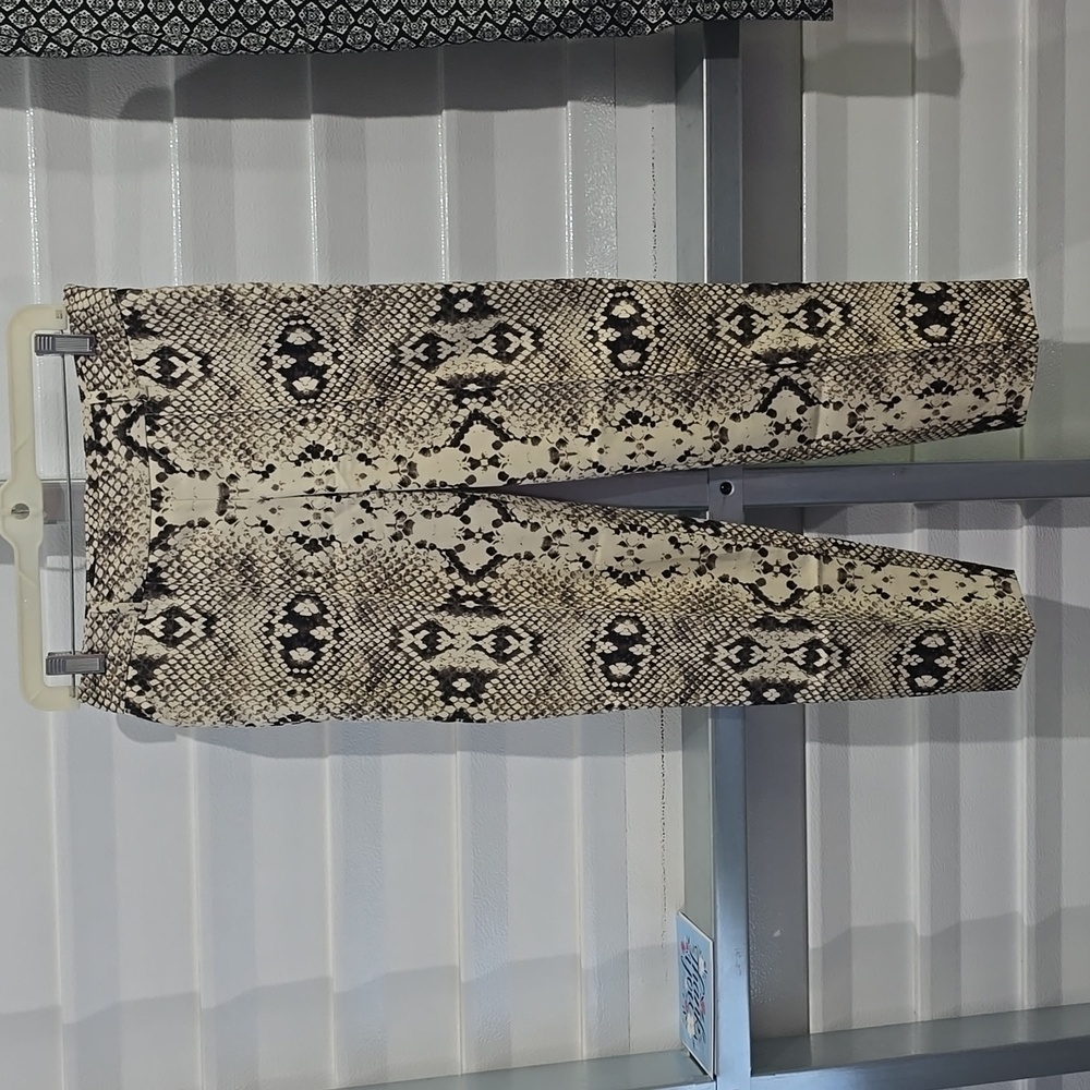 Worthington snake pattern‎ pants size 2
